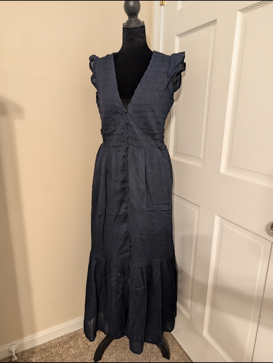 Quince Dresses & Skirts - Quince 100% Organic Cotton Tiered Smocked V-neck Maxi Dress Navy Blue Small